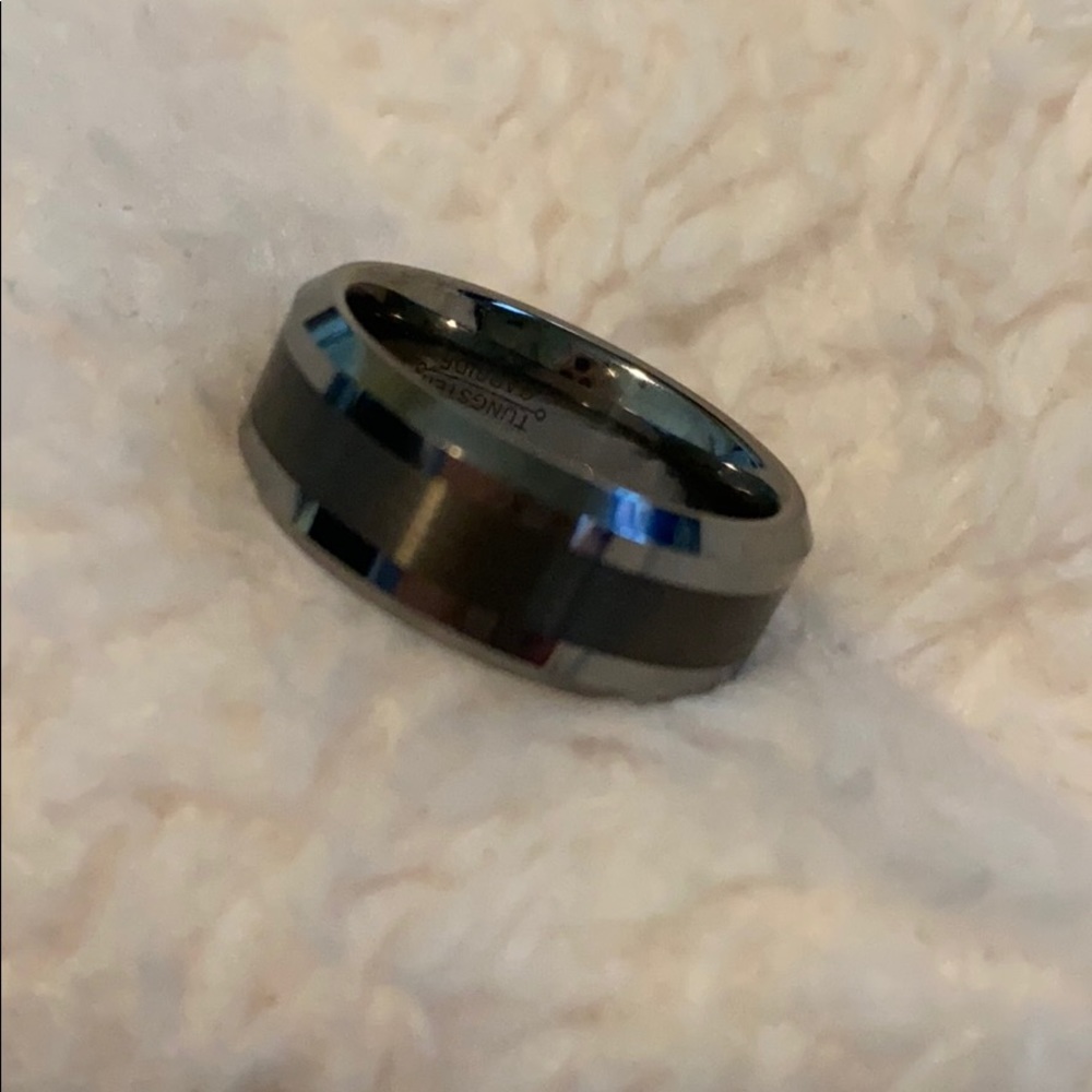 NWOT) Authentic Tungsten Carbide Ring - Picture 2 of 8